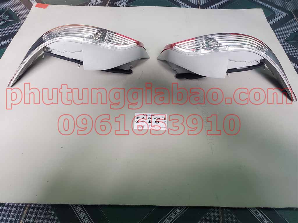 Đèn hậu Toyota Vios 2002 – 2007. 815610D140