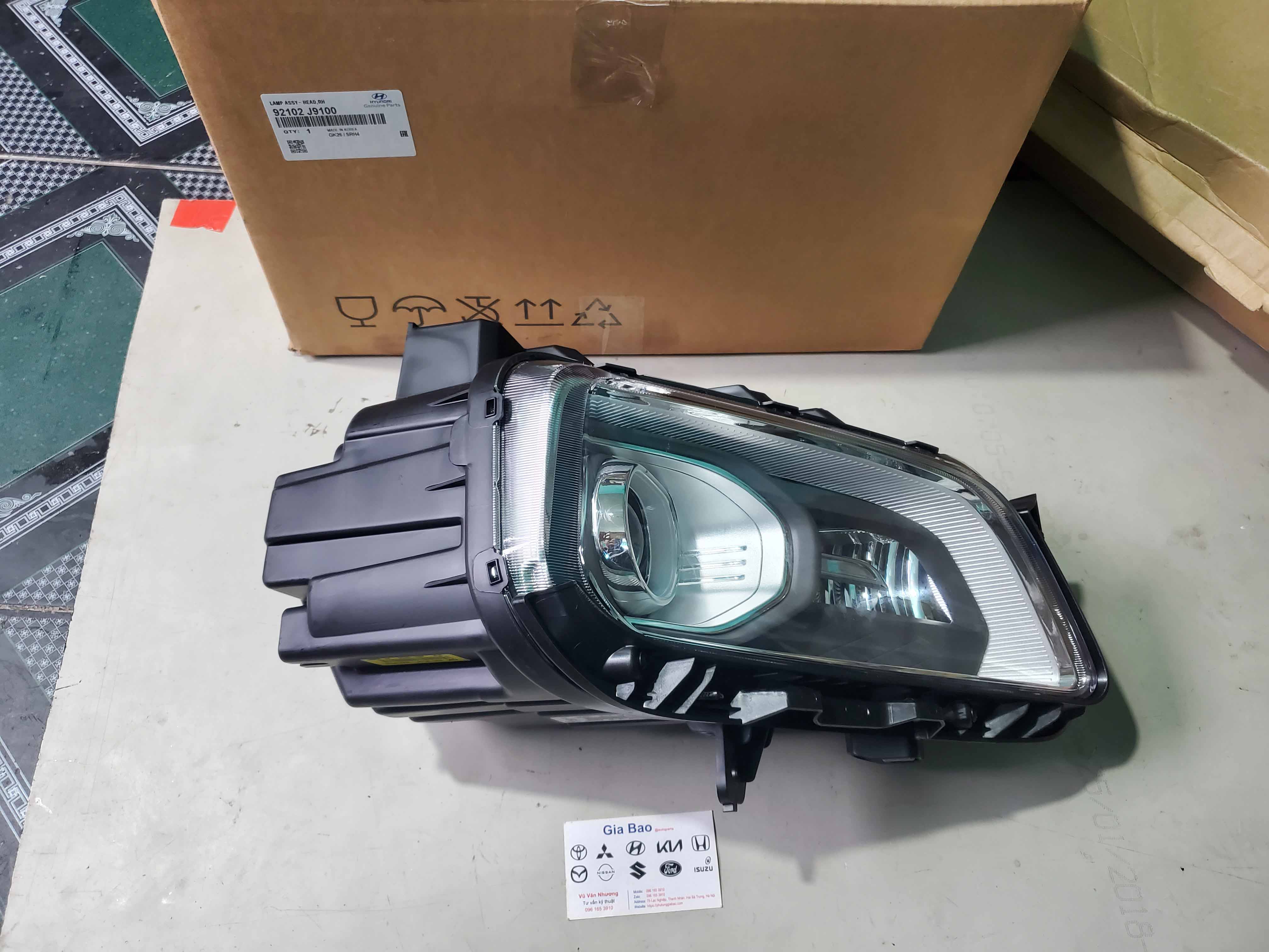 Đèn pha Hyundai Kona