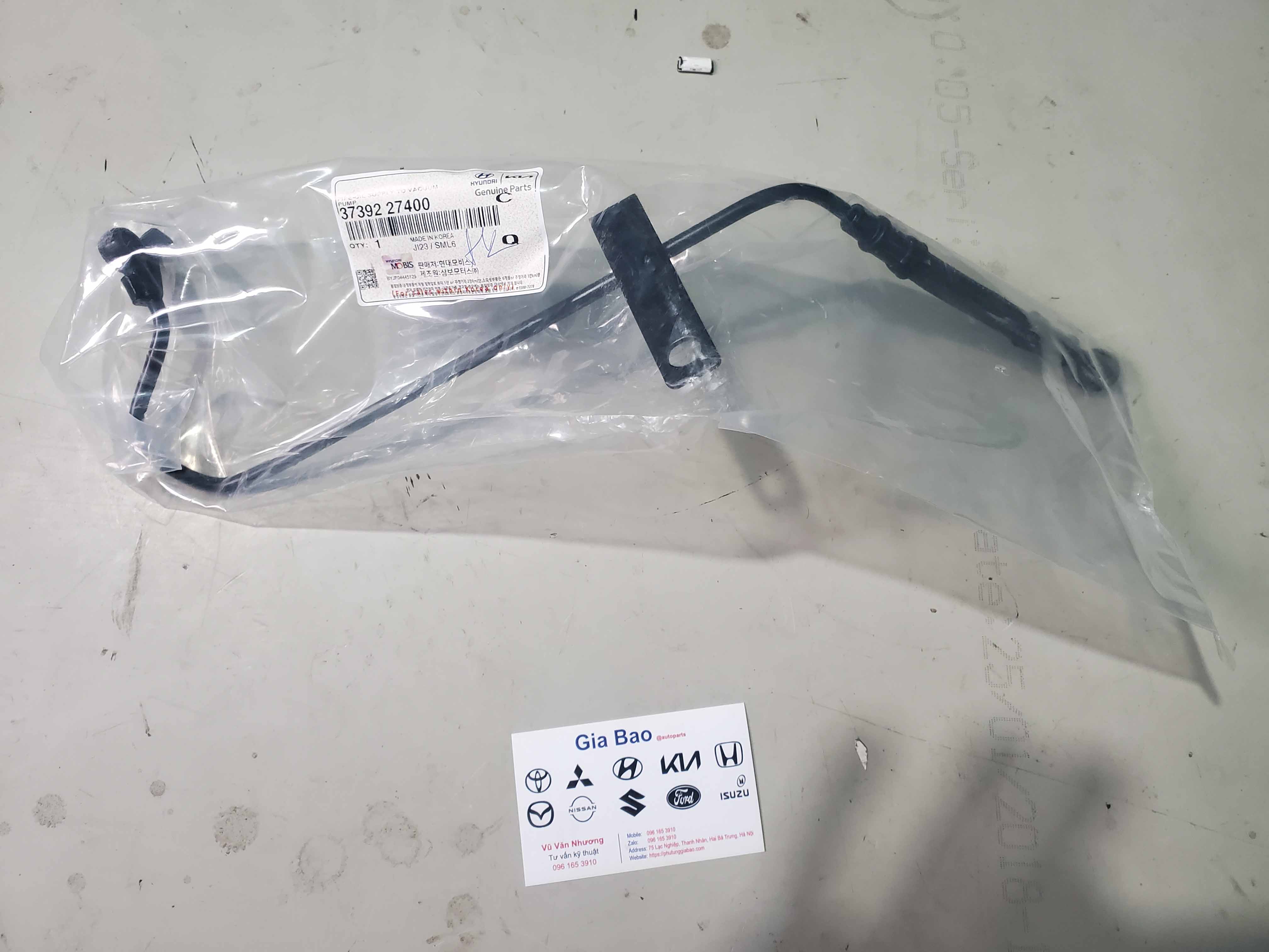 Ống cấp dầu bơm chân không Hyundai Santafe 2007-2011